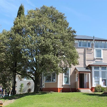 Haka Lodge Ponsonby Оукланд Екстериор снимка